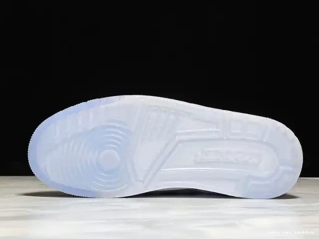 Rep Husky Jordan Air White Triple 3 Retro 136064-111 0509
